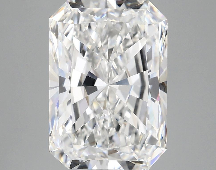 4.06 Carat Radiant Shaped Ideal Cut VVS2 IGI Certified Lab Grown Diamond