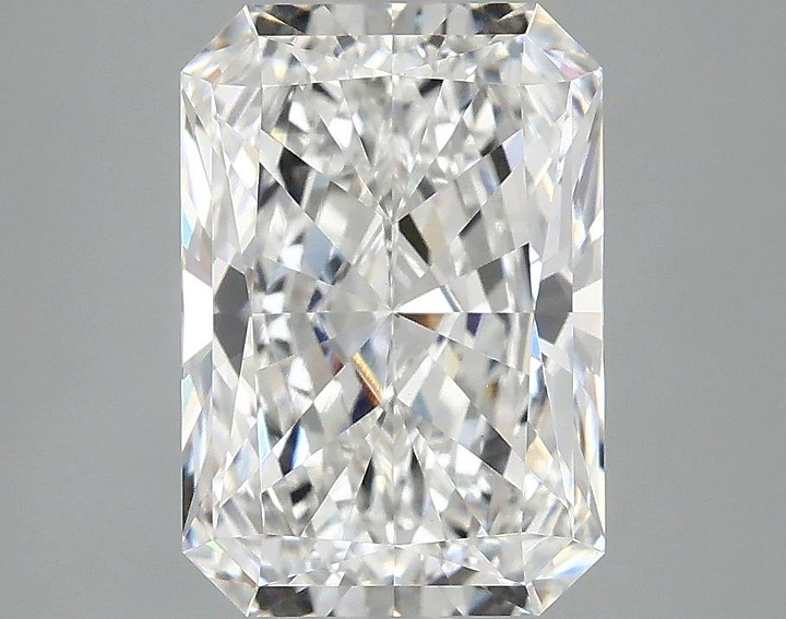 2.95 Carat Radiant Shaped Ideal Cut VVS2 IGI Certified Lab Grown Diamond