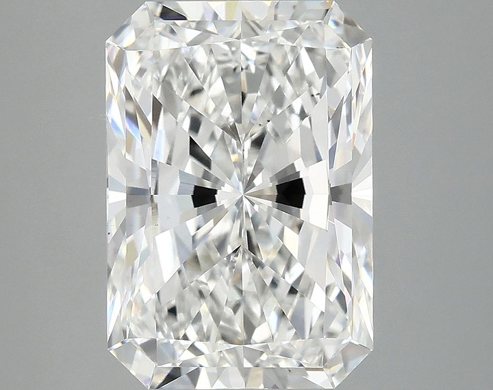 4.85 Carat Radiant Shaped Ideal Cut VS2 IGI Certified Lab Grown Diamond