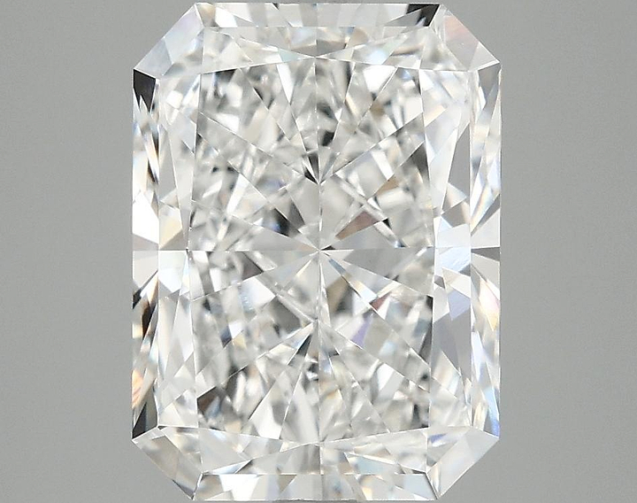 3.98 Carat Radiant Shaped Excellent Cut VVS2 IGI Certified Lab Grown Diamond