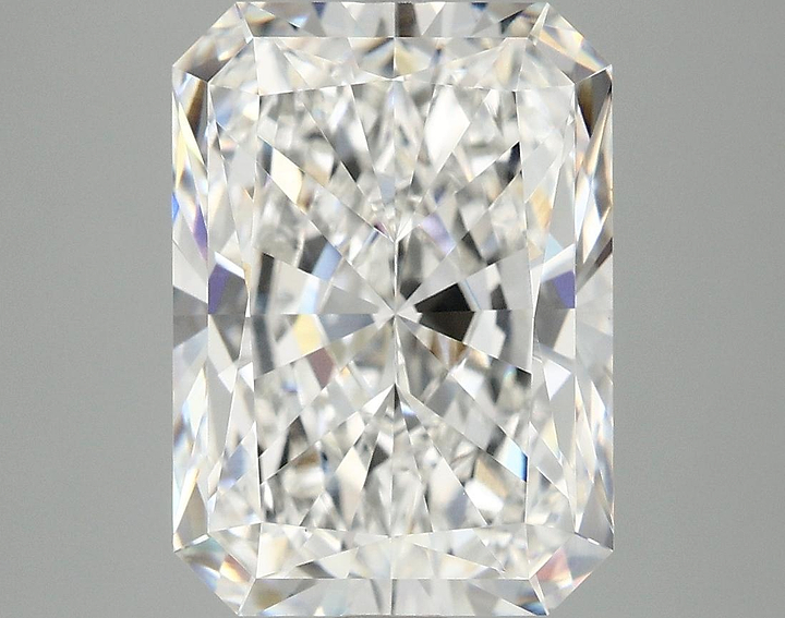 4.9 Carat Radiant Shaped Excellent Cut VVS2 IGI Certified Lab Grown Diamond