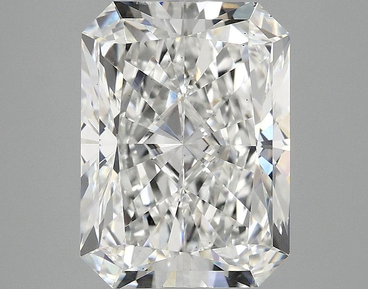3.81 Carat Radiant Shaped Excellent Cut VS2 IGI Certified Lab Grown Diamond