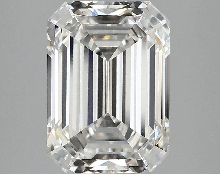 3.32 Carat Emerald Shaped Ideal Cut VS1 IGI Certified Lab Grown Diamond