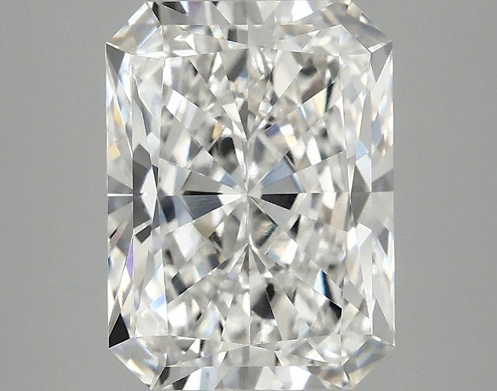 3.08 Carat Radiant Shaped Excellent Cut VVS2 IGI Certified Lab Grown Diamond