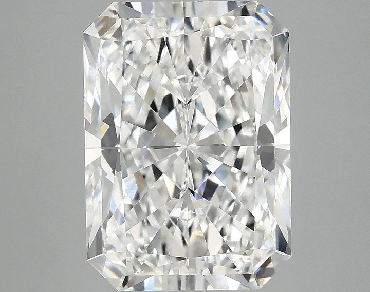 4.14 Carat Radiant Shaped Ideal Cut VS1 IGI Certified Lab Grown Diamond