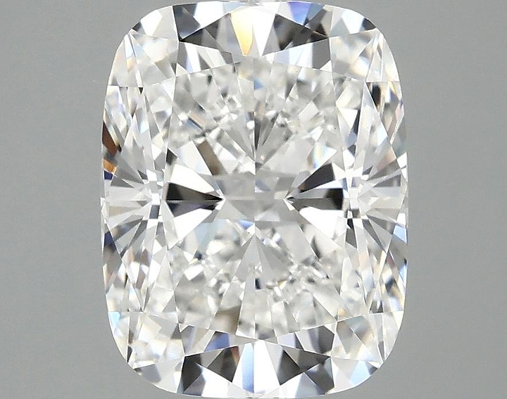 3.1 Carat Cushion Shaped Excellent Cut VVS2 IGI Certified Lab Grown Diamond
