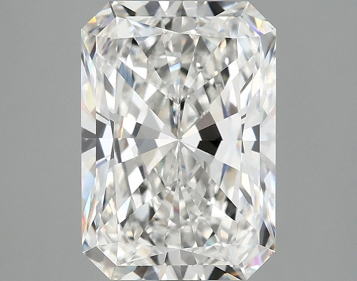 4.14 Carat Radiant Shaped Ideal Cut VVS2 IGI Certified Lab Grown Diamond
