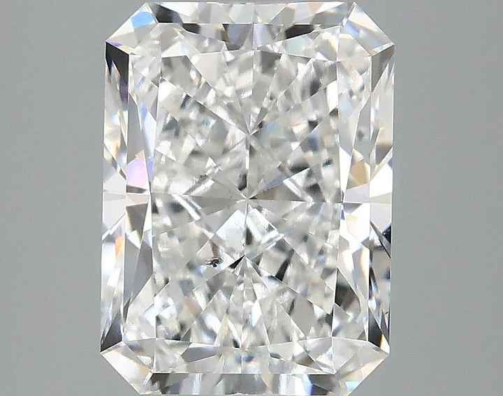 3.02 Carat Radiant Shaped Excellent Cut SI1 IGI Certified Lab Grown Diamond