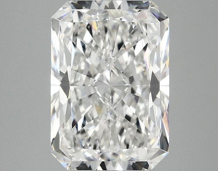3.08 Carat Radiant Shaped Ideal Cut VVS2 IGI Certified Lab Grown Diamond