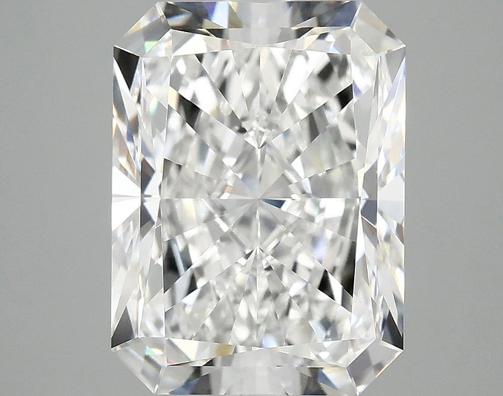4.03 Carat Radiant Shaped Excellent Cut VVS2 IGI Certified Lab Grown Diamond