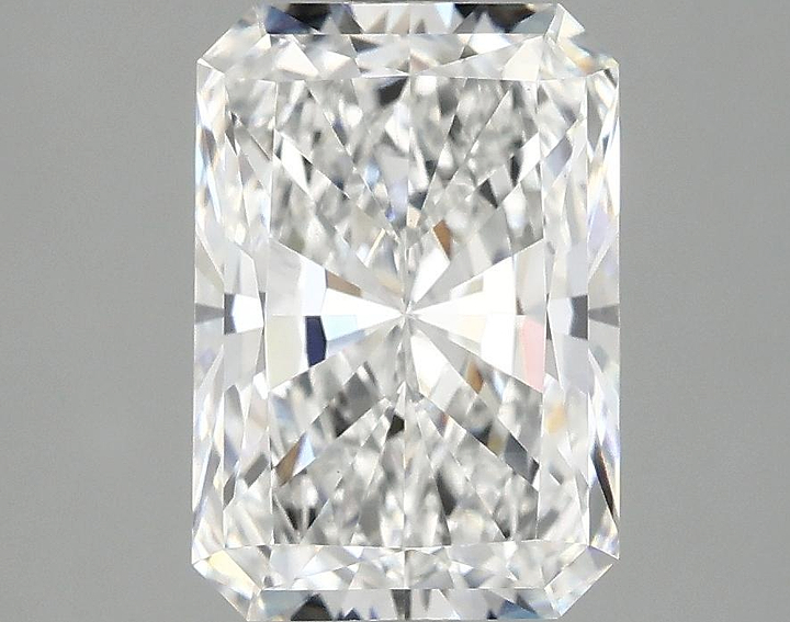 3.03 Carat Radiant Shaped Ideal Cut VS1 IGI Certified Lab Grown Diamond