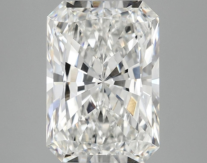 3.93 Carat Radiant Shaped Ideal Cut VS1 IGI Certified Lab Grown Diamond