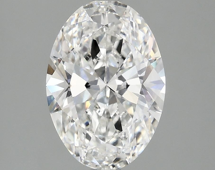 2.1 Carat Oval Shaped Ideal Cut VVS2 IGI Certified Lab Grown Diamond
