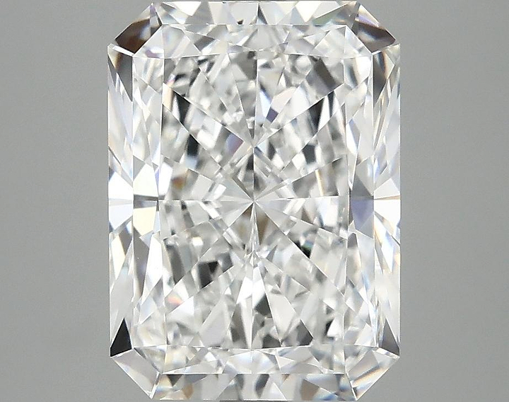 3.97 Carat Radiant Shaped Excellent Cut VVS2 IGI Certified Lab Grown Diamond