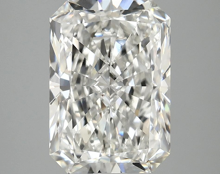 3.89 Carat Radiant Shaped Ideal Cut VVS2 IGI Certified Lab Grown Diamond
