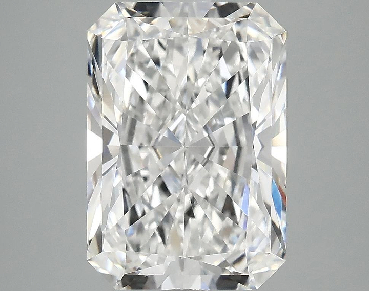 4.03 Carat Radiant Shaped Ideal Cut VVS2 IGI Certified Lab Grown Diamond