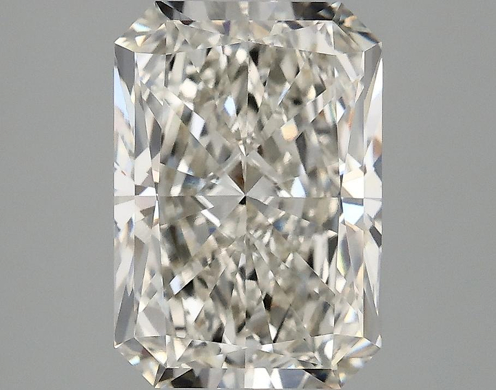 3.05 Carat Radiant Shaped Ideal Cut VS1 IGI Certified Lab Grown Diamond