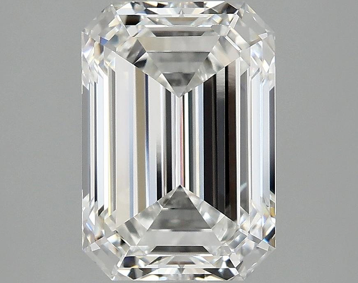 3.1 Carat Emerald Shaped Ideal Cut VVS2 IGI Certified Lab Grown Diamond