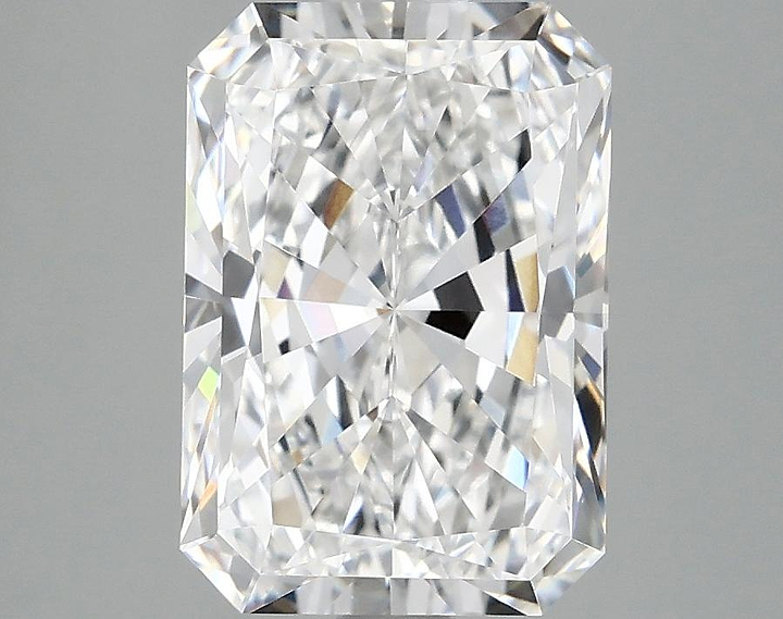 3.06 Carat Radiant Shaped Ideal Cut VVS2 IGI Certified Lab Grown Diamond