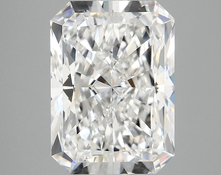 4.0 Carat Radiant Shaped Excellent Cut VS1 IGI Certified Lab Grown Diamond