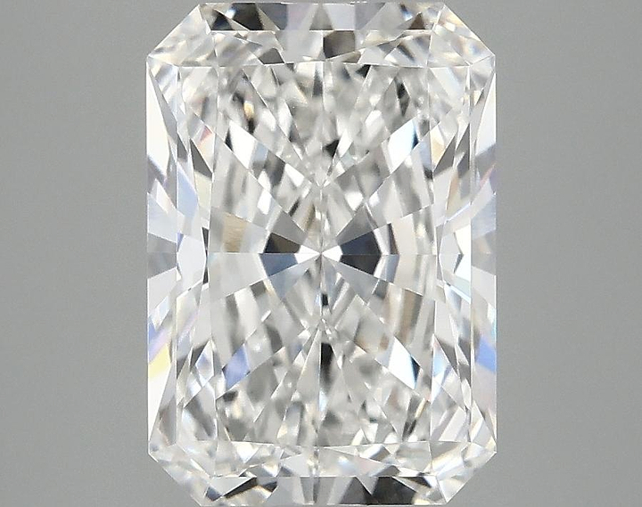3.09 Carat Radiant Shaped Ideal Cut VVS2 IGI Certified Lab Grown Diamond