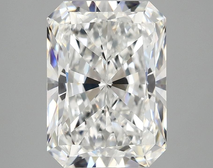 3.49 Carat Radiant Shaped Excellent Cut VS1 IGI Certified Lab Grown Diamond