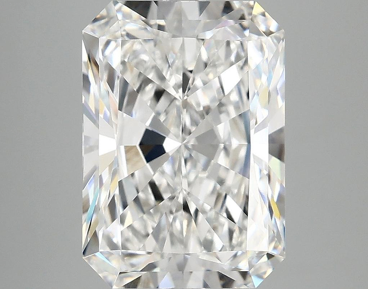 4.93 Carat Radiant Shaped Ideal Cut VVS2 IGI Certified Lab Grown Diamond