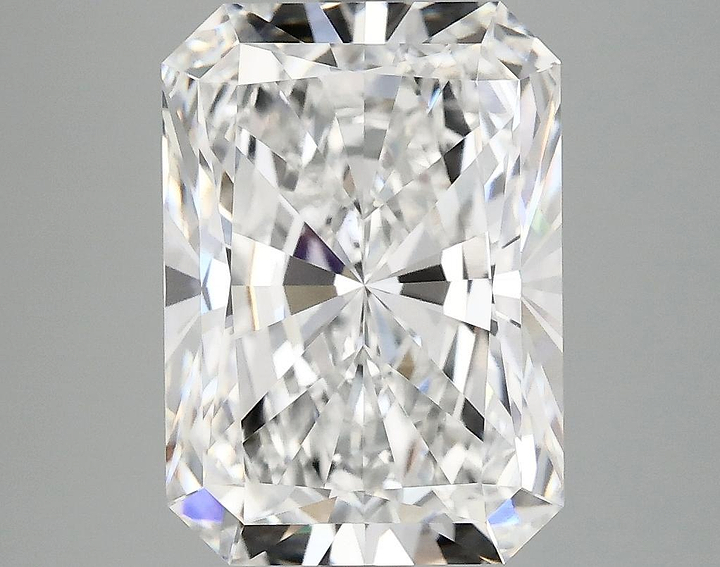 4.92 Carat Radiant Shaped Ideal Cut VVS2 IGI Certified Lab Grown Diamond