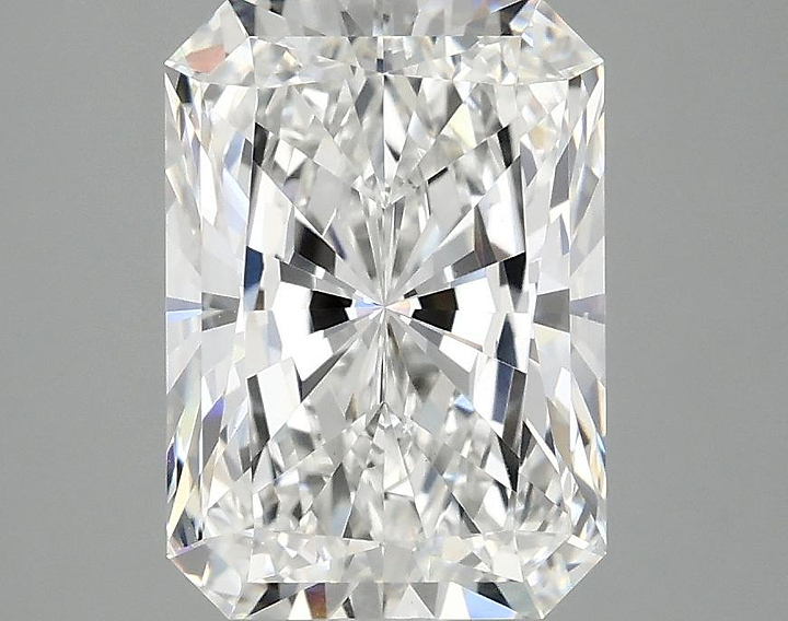 3.09 Carat Radiant Shaped Ideal Cut VVS2 IGI Certified Lab Grown Diamond