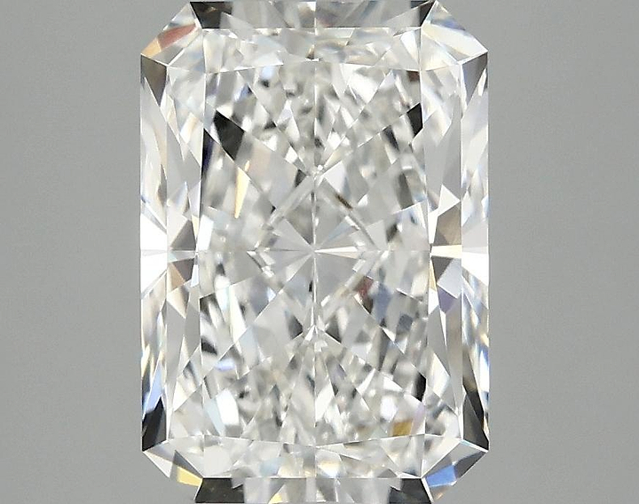 3.03 Carat Radiant Shaped Ideal Cut VVS2 IGI Certified Lab Grown Diamond