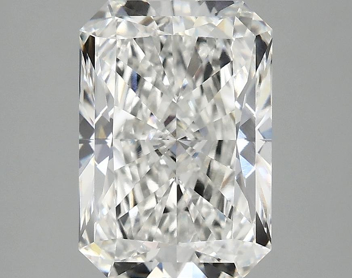 3.01 Carat Radiant Shaped Ideal Cut VVS2 IGI Certified Lab Grown Diamond