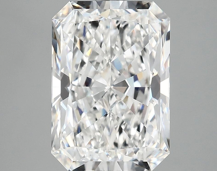 4.03 Carat Radiant Shaped Ideal Cut VVS2 IGI Certified Lab Grown Diamond