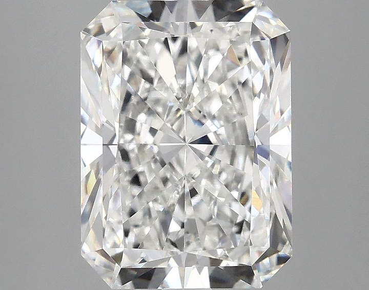 4.1 Carat Radiant Shaped Excellent Cut VVS2 IGI Certified Lab Grown Diamond