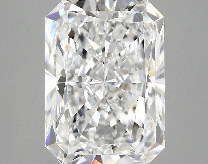 3.02 Carat Radiant Shaped Excellent Cut VS1 IGI Certified Lab Grown Diamond