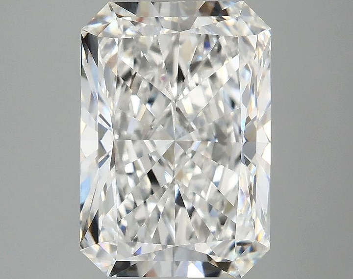 3.71 Carat Radiant Shaped Ideal Cut VVS2 IGI Certified Lab Grown Diamond