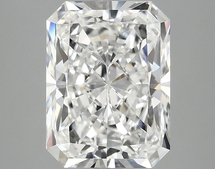 2.97 Carat Radiant Shaped Excellent Cut VVS2 IGI Certified Lab Grown Diamond