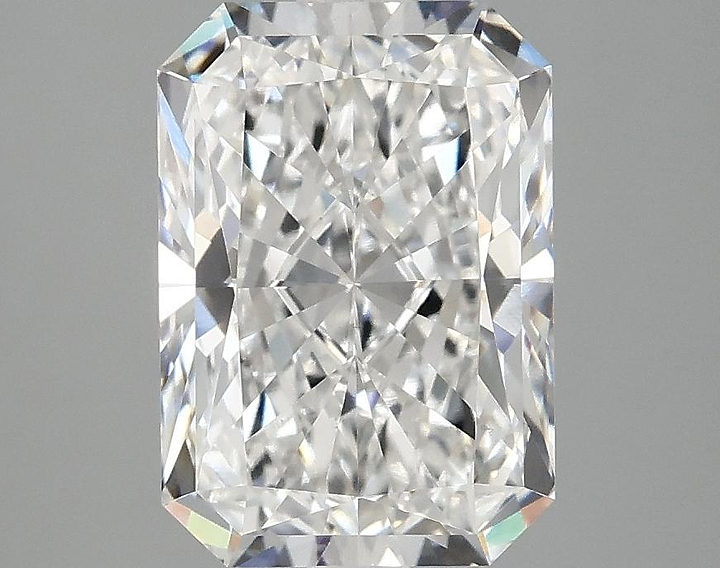 3.08 Carat Radiant Shaped Ideal Cut VS1 IGI Certified Lab Grown Diamond