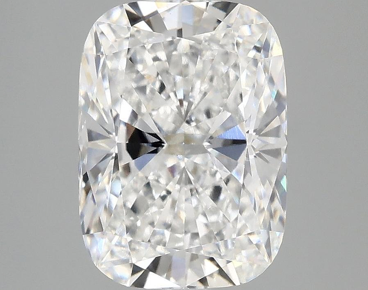 3.0 Carat Cushion Shaped Excellent Cut VS1 IGI Certified Lab Grown Diamond