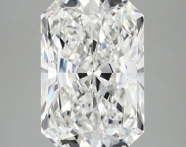 4.09 Carat Radiant Shaped Ideal Cut VVS2 IGI Certified Lab Grown Diamond