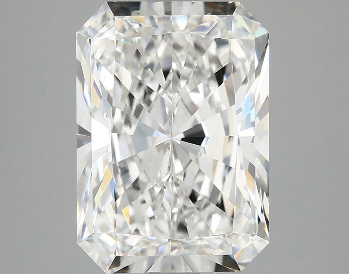 4.01 Carat Radiant Shaped Ideal Cut VVS2 IGI Certified Lab Grown Diamond
