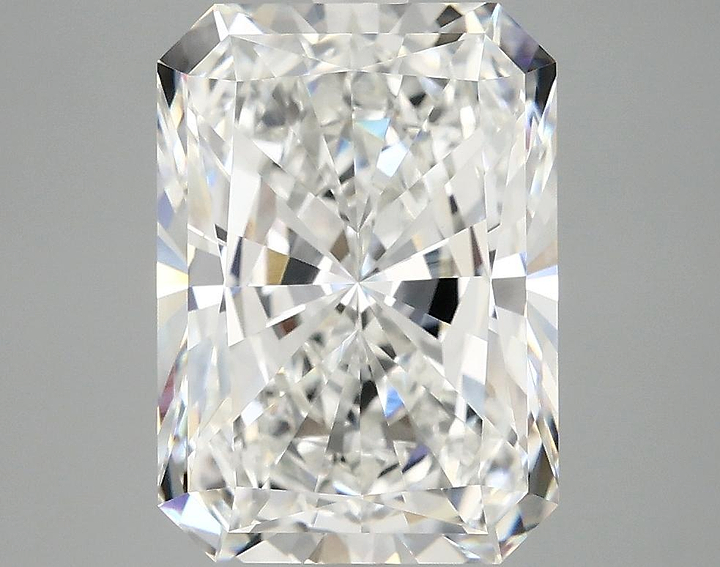 4.61 Carat Radiant Shaped Ideal Cut VVS2 IGI Certified Lab Grown Diamond