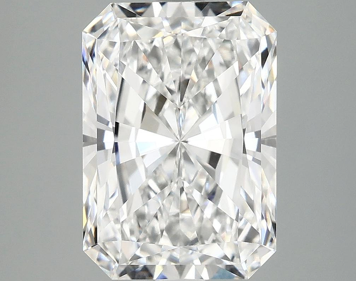 4.19 Carat Radiant Shaped Ideal Cut VVS2 IGI Certified Lab Grown Diamond