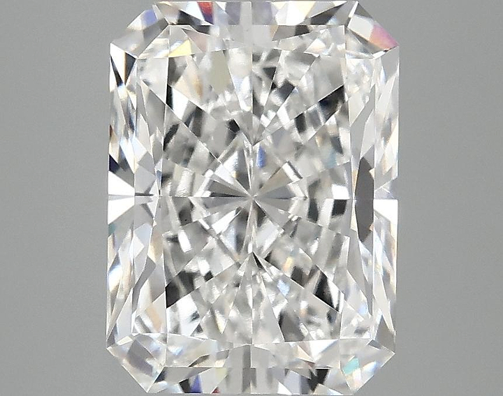 3.07 Carat Radiant Shaped Excellent Cut VS1 IGI Certified Lab Grown Diamond