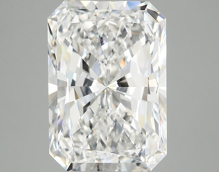 4.01 Carat Radiant Shaped Ideal Cut VVS2 IGI Certified Lab Grown Diamond