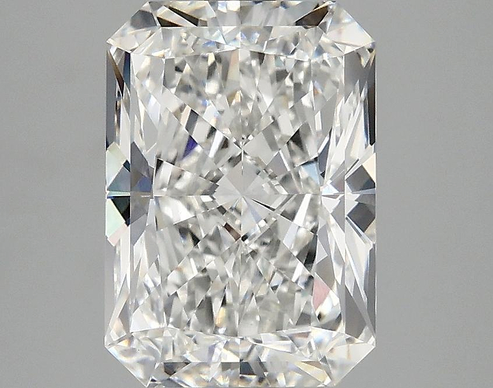 3.01 Carat Radiant Shaped Ideal Cut VVS2 IGI Certified Lab Grown Diamond