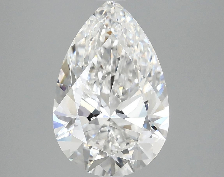 4.0 Carat Pear Shaped Excellent Cut VVS2 IGI Certified Lab Grown Diamond