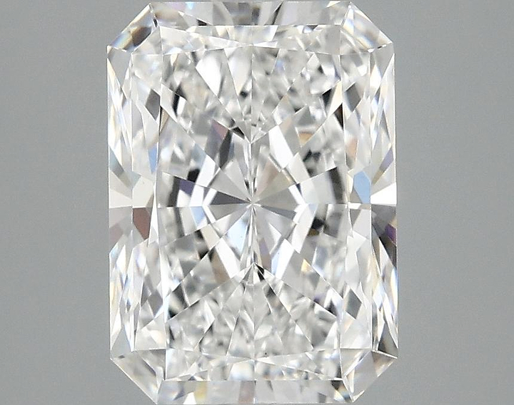 3.02 Carat Radiant Shaped Ideal Cut VVS2 IGI Certified Lab Grown Diamond