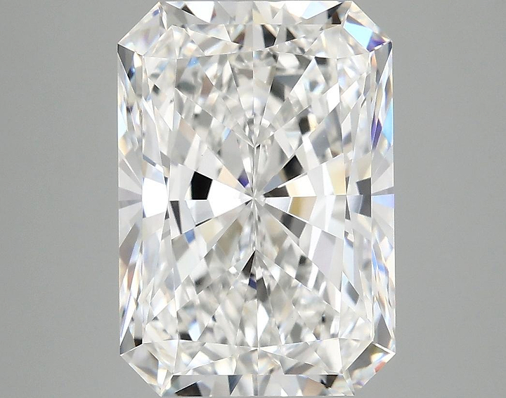 4.97 Carat Radiant Shaped Ideal Cut VVS2 IGI Certified Lab Grown Diamond