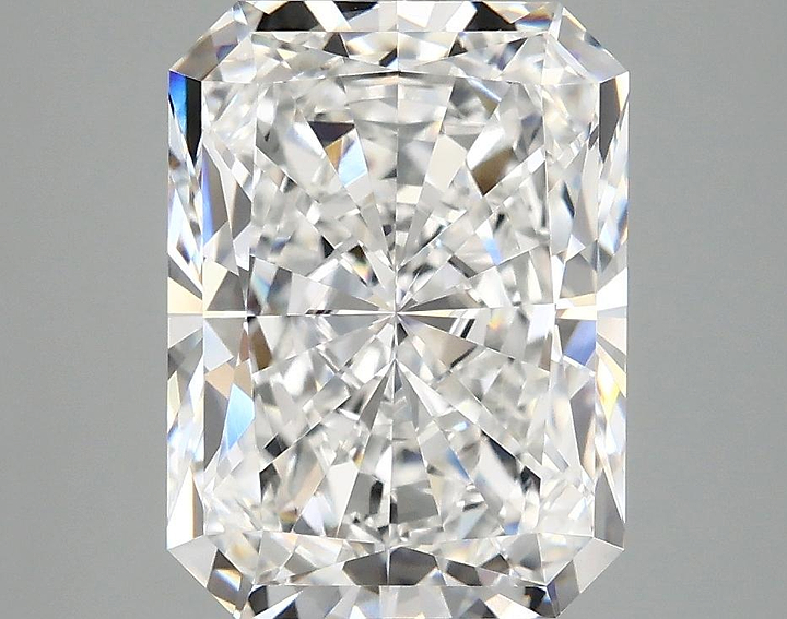 4.14 Carat Radiant Shaped Excellent Cut VVS2 IGI Certified Lab Grown Diamond