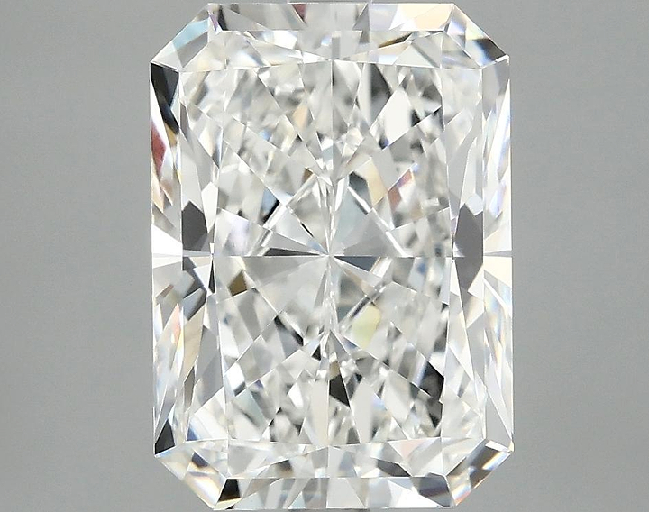 4.1 Carat Radiant Shaped Ideal Cut VVS2 IGI Certified Lab Grown Diamond